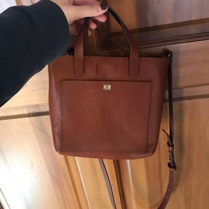 Crossbody purse